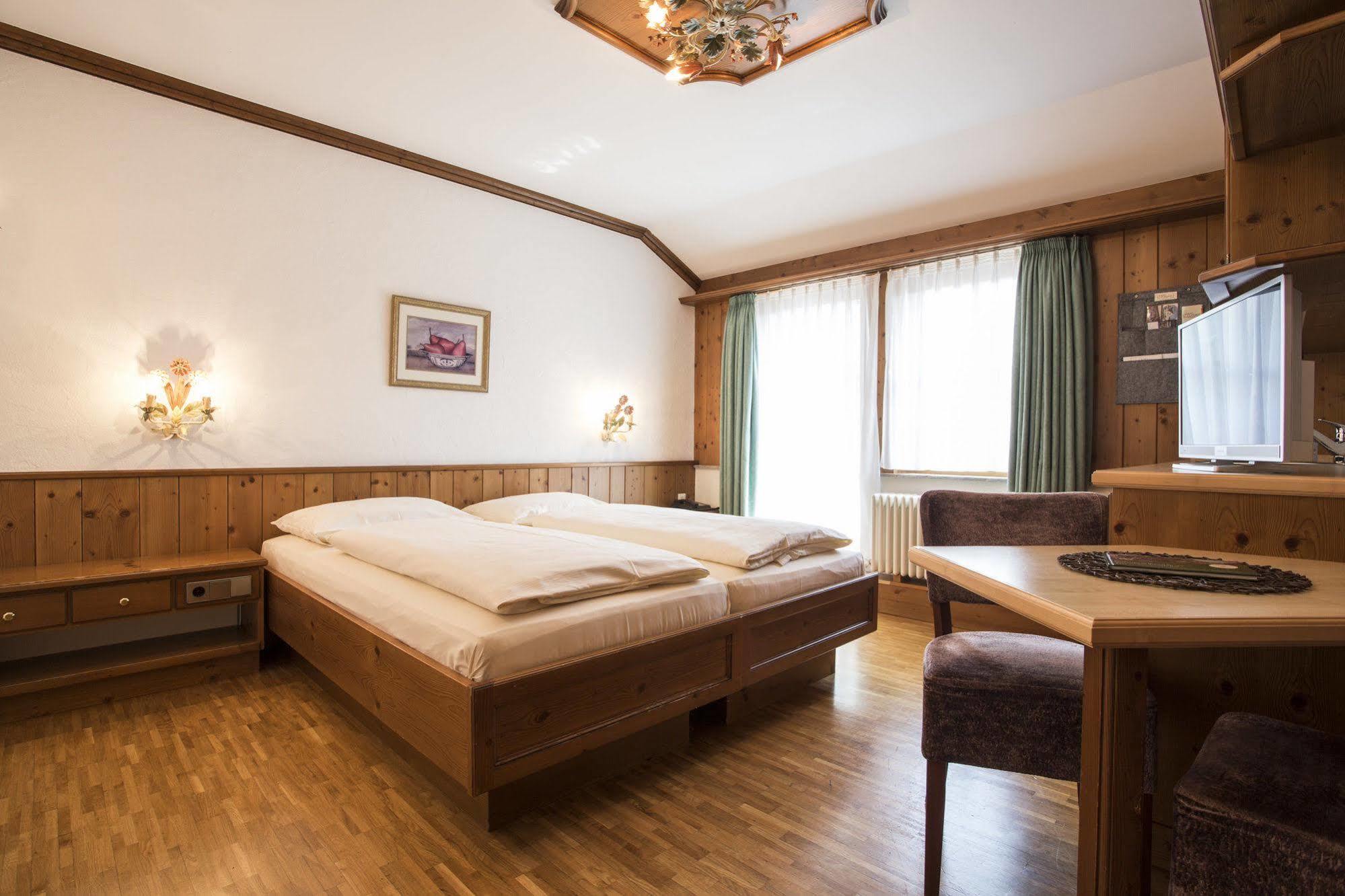 Meiser Rosenstuben Hotel ฟิชเทเนา ภายนอก รูปภาพ